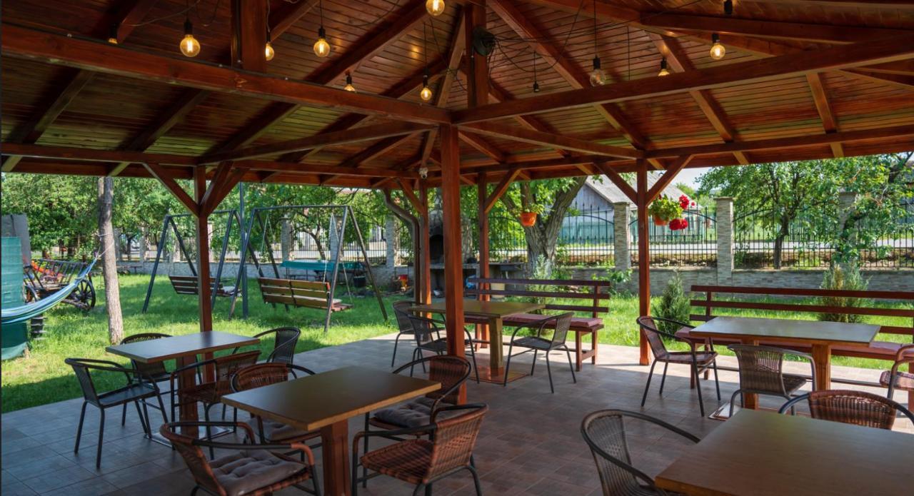 Hotel Denisa & Rares Tasnad Exteriér fotografie